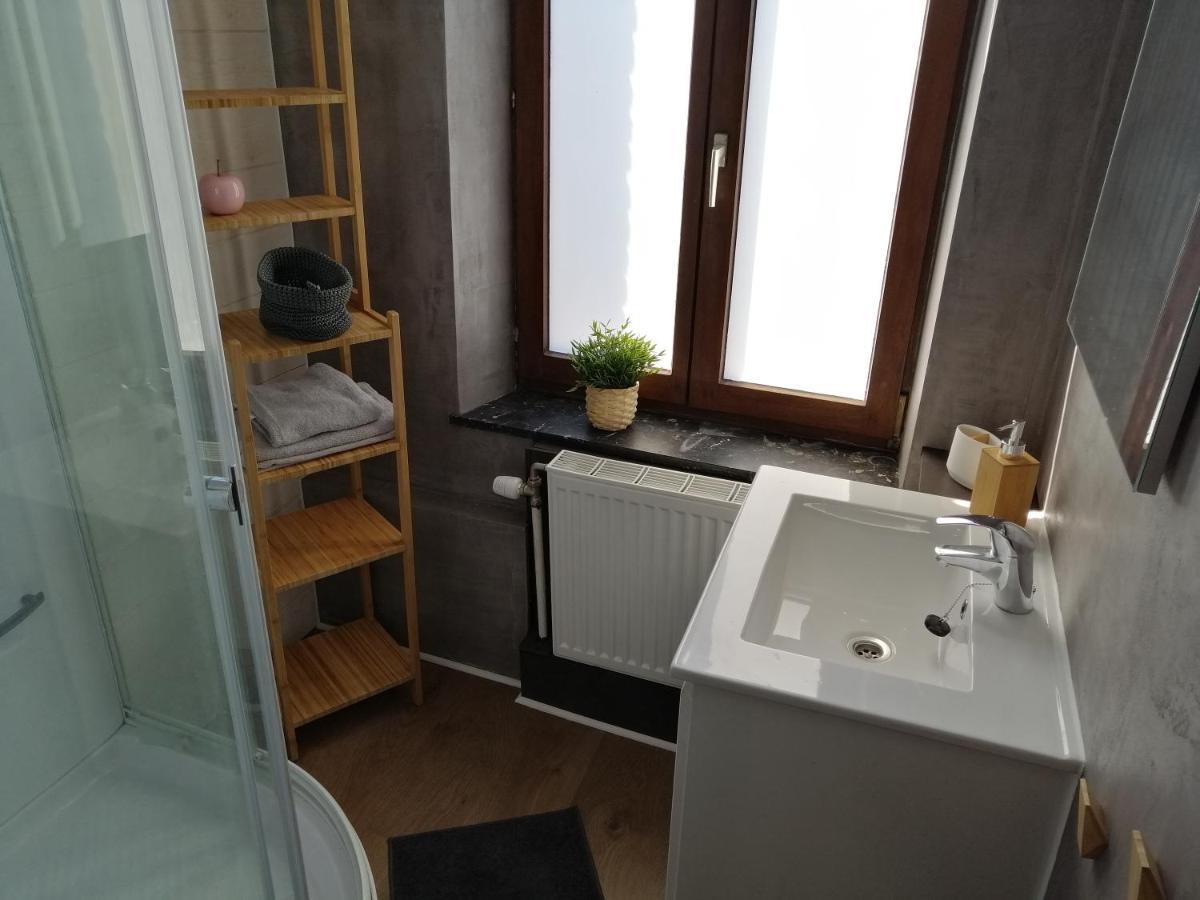 Studio 2 Pers. Tourisme Et Business Lägenhet Namur Exteriör bild