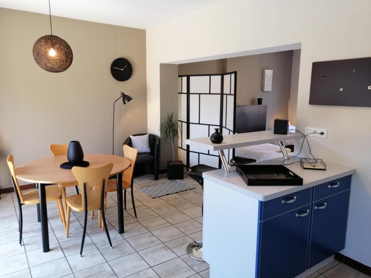 Studio 2 Pers. Tourisme Et Business Lägenhet Namur Exteriör bild